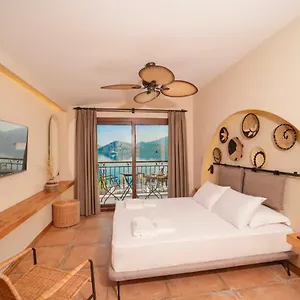 Oda ve Kahvaltı Naxos, Marmaris